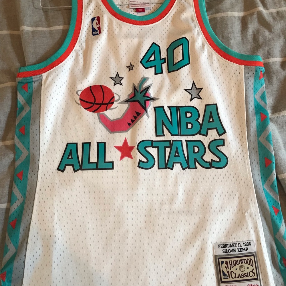 Mitchell & Ness 1996 Shawn Kemp All-Star jersey